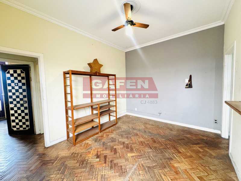 Apartamento à venda com 2 quartos, 70m² - Foto 13