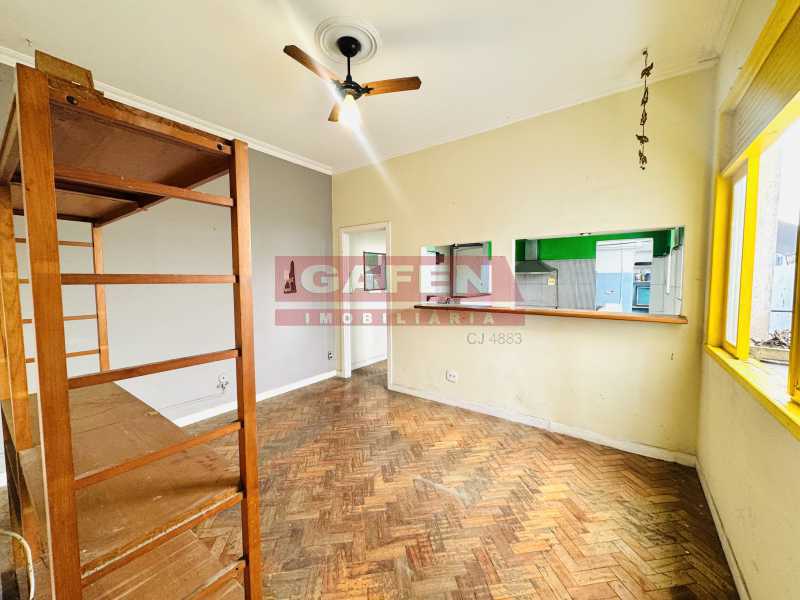 Apartamento à venda com 2 quartos, 70m² - Foto 15