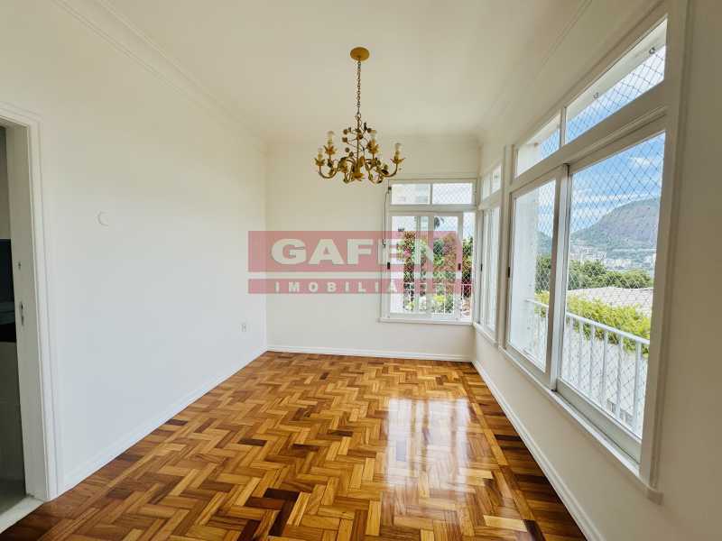 Apartamento para alugar com 3 quartos, 200m² - Foto 7