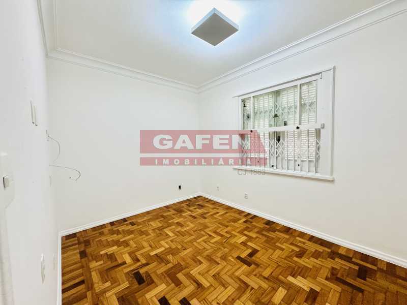 Apartamento para alugar com 3 quartos, 200m² - Foto 12