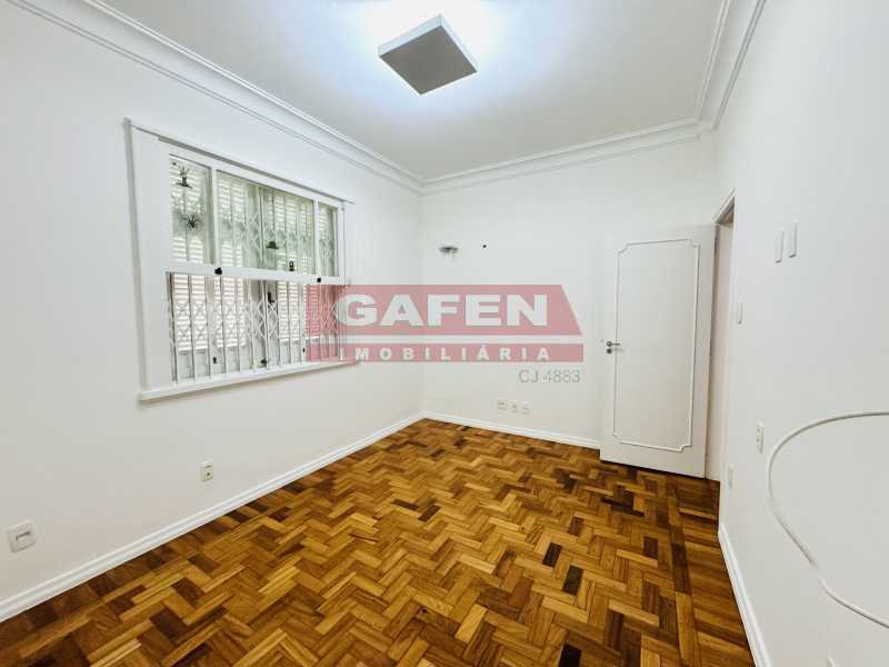 Apartamento para alugar com 3 quartos, 200m² - Foto 13