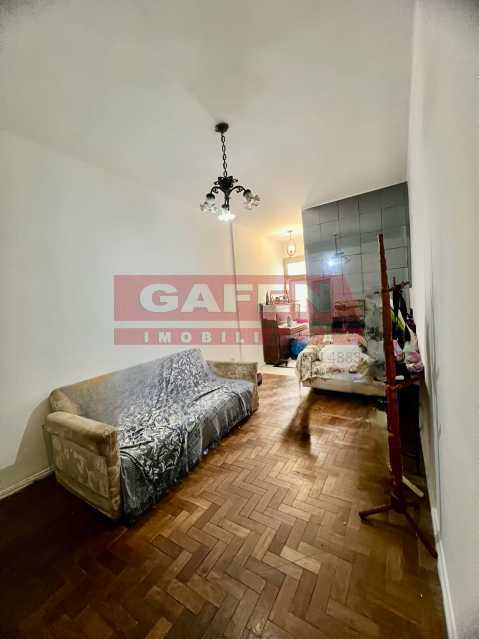 Apartamento à venda com 2 quartos, 76m² - Foto 2