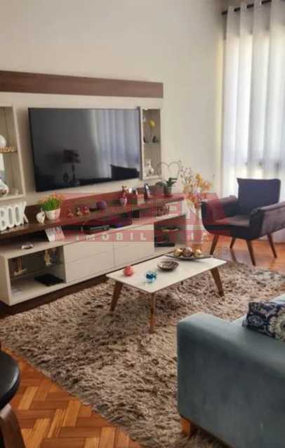 Apartamento à venda com 2 quartos, 70m² - Foto 3