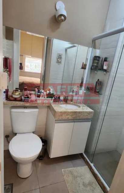 Apartamento à venda com 2 quartos, 70m² - Foto 12