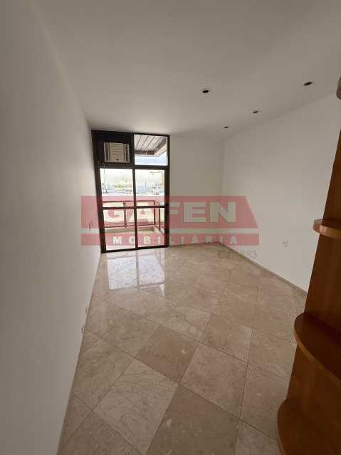 Apartamento para alugar com 4 quartos, 370m² - Foto 17