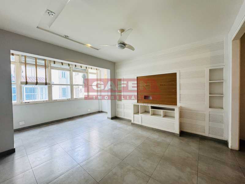 Apartamento à venda com 3 quartos, 130m² - Foto 4