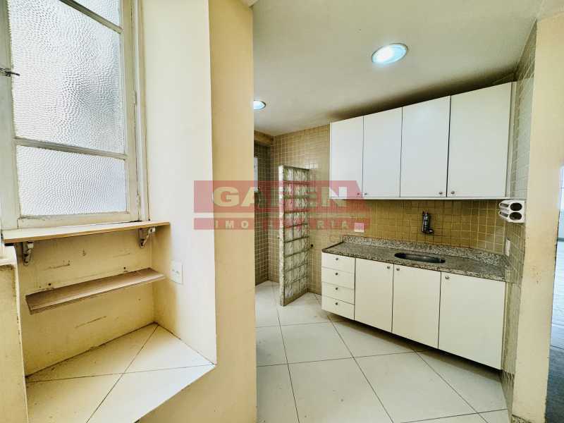 Apartamento à venda com 3 quartos, 130m² - Foto 13