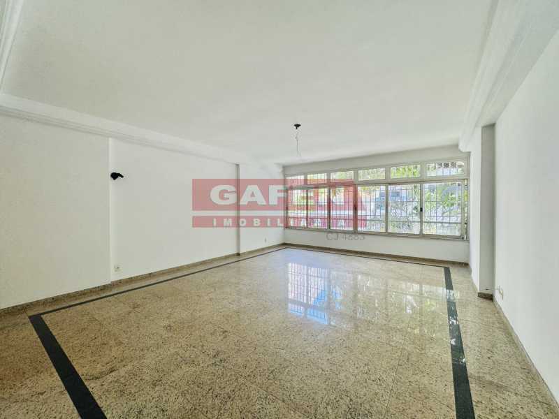 Apartamento para alugar com 3 quartos, 200m² - Foto 3