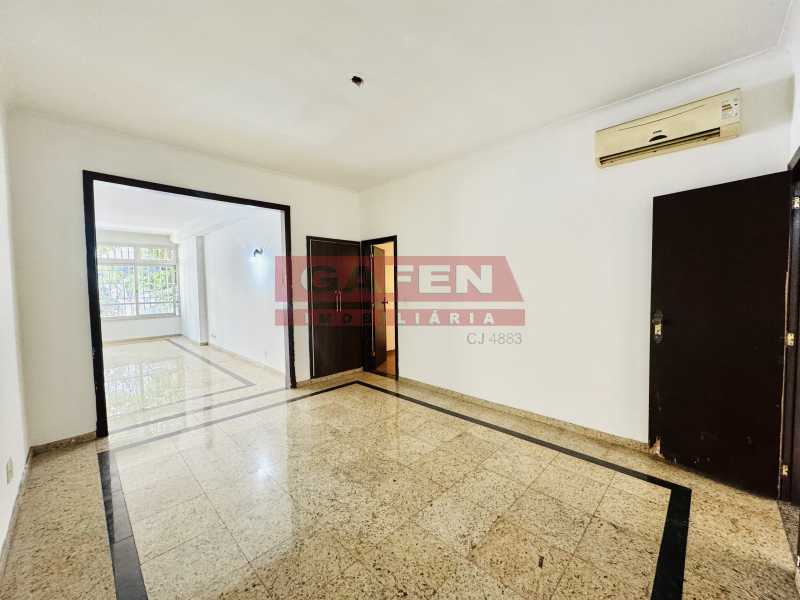 Apartamento para alugar com 3 quartos, 200m² - Foto 5