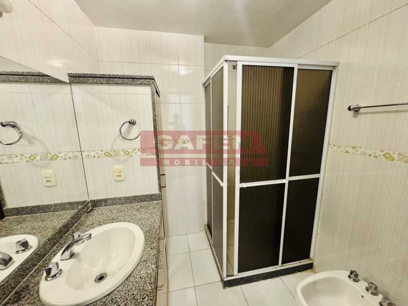 Apartamento para alugar com 3 quartos, 200m² - Foto 14