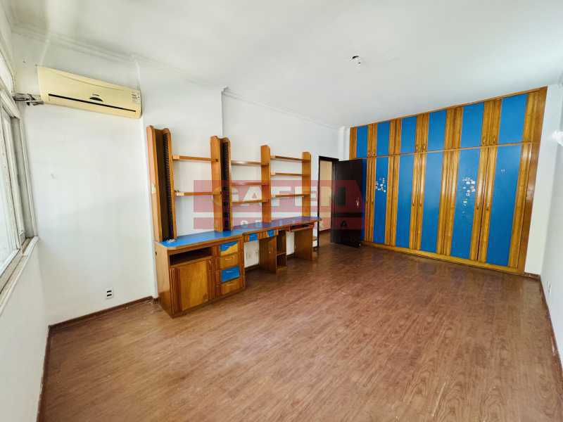 Apartamento para alugar com 3 quartos, 200m² - Foto 16