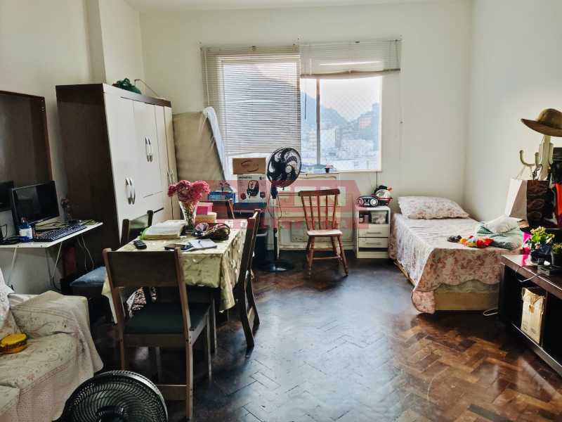 Apartamento à venda com 1 quarto, 33m² - Foto 2