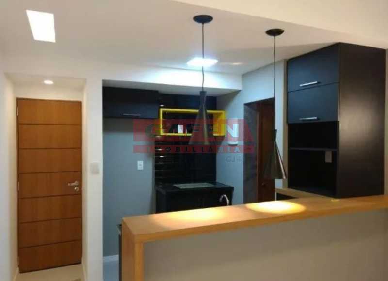 Apartamento à venda com 1 quarto, 45m² - Foto 2