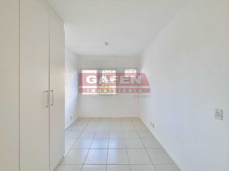 Apartamento à venda com 2 quartos, 68m² - Foto 4