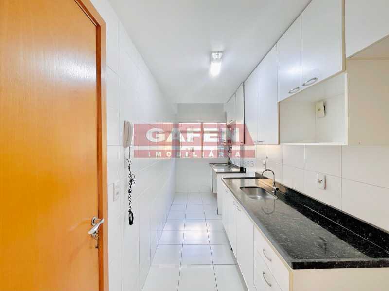 Apartamento à venda com 2 quartos, 68m² - Foto 10