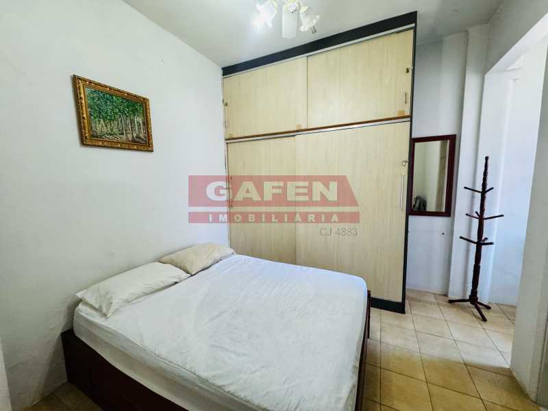 Apartamento à venda com 2 quartos, 70m² - Foto 9