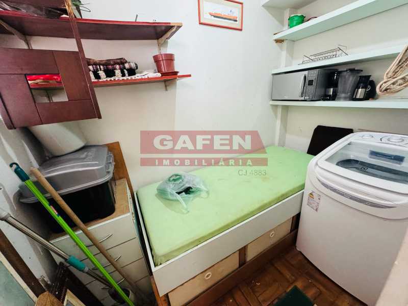 Apartamento à venda com 2 quartos, 70m² - Foto 28