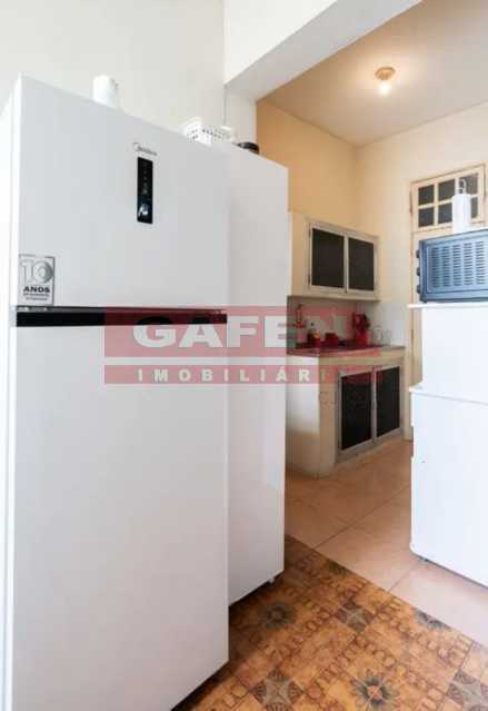 Apartamento à venda com 2 quartos, 70m² - Foto 11