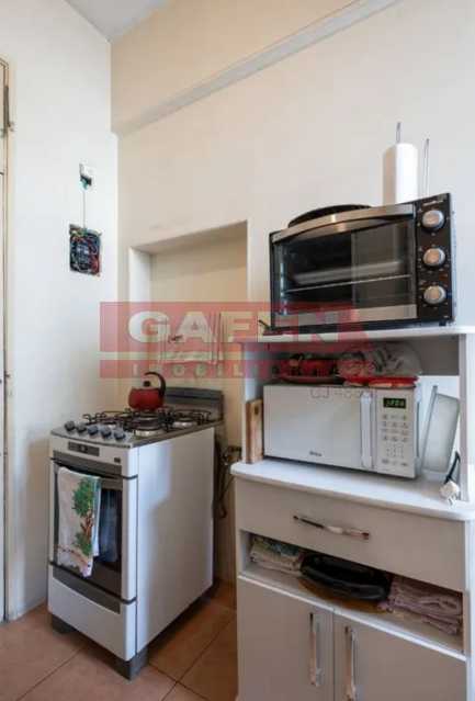 Apartamento à venda com 2 quartos, 70m² - Foto 15