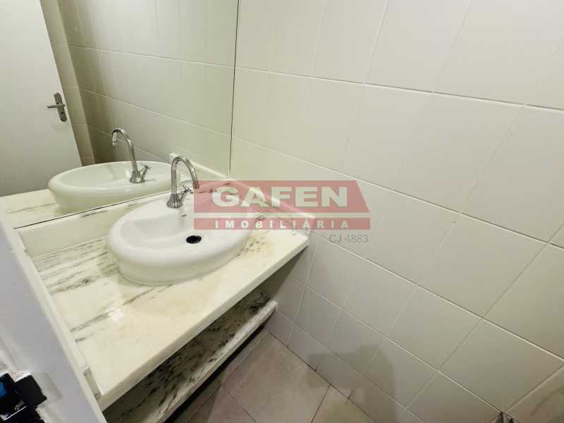 Apartamento para alugar com 3 quartos, 135m² - Foto 10