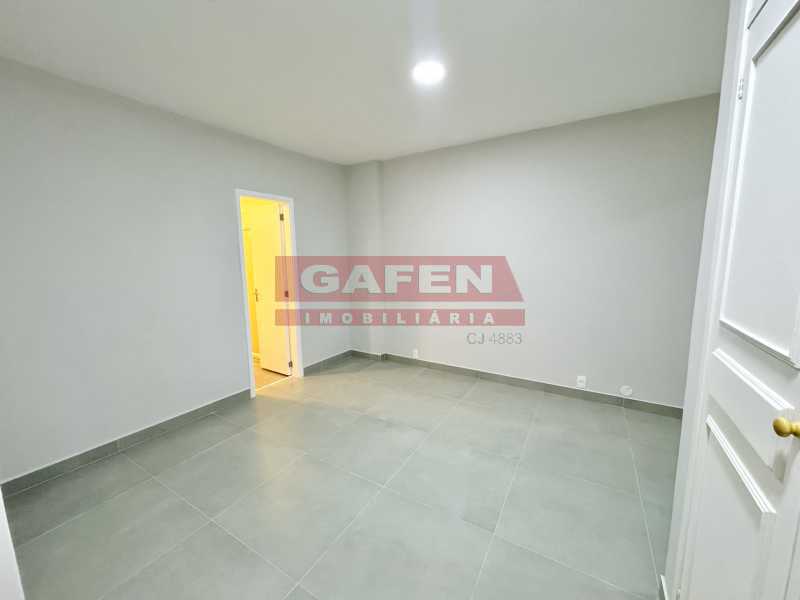 Apartamento para alugar com 3 quartos, 135m² - Foto 16