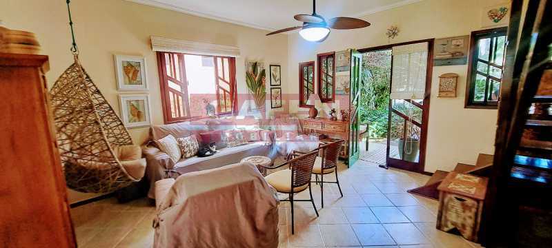 Casa de Condomínio à venda com 3 quartos, 250m² - Foto 8