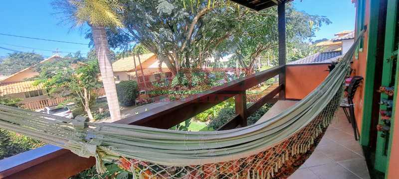 Casa de Condomínio à venda com 3 quartos, 250m² - Foto 3