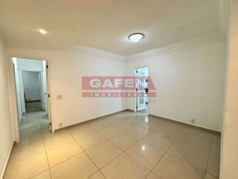 Apartamento para alugar com 3 quartos, 135m² - Foto 7