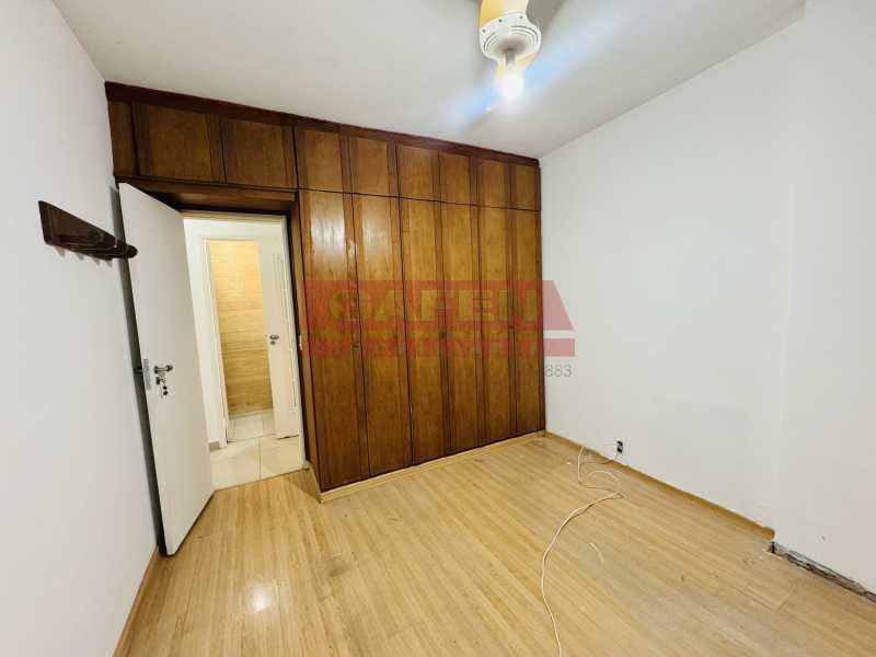Apartamento para alugar com 3 quartos, 135m² - Foto 9