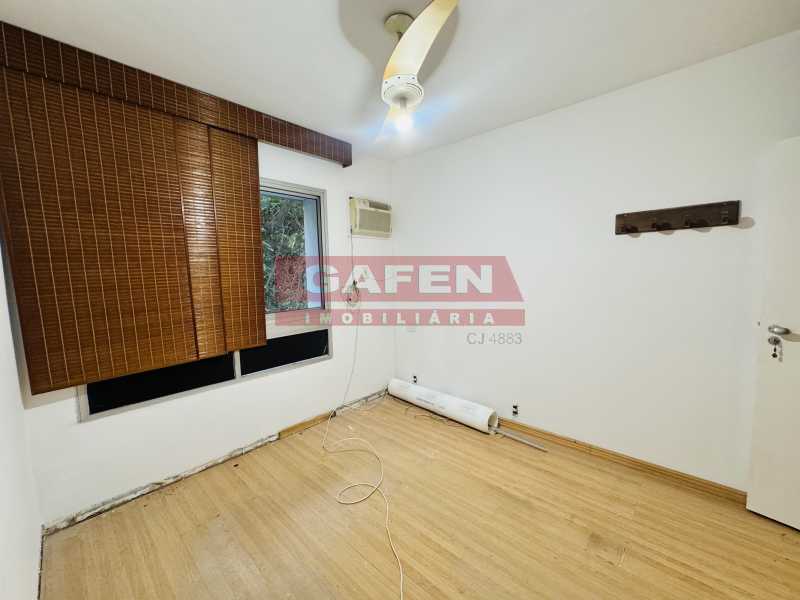 Apartamento para alugar com 3 quartos, 135m² - Foto 11