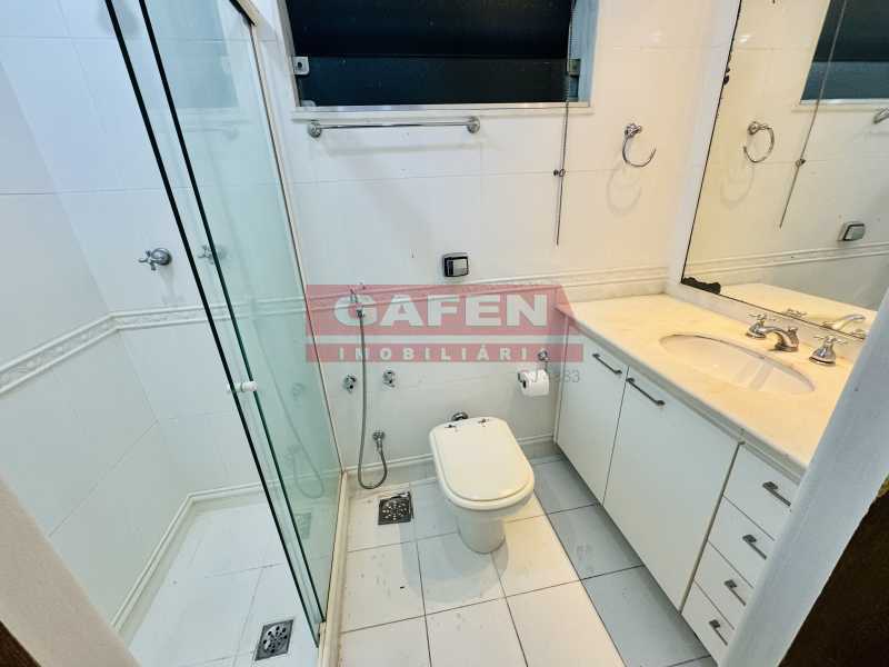 Apartamento para alugar com 3 quartos, 135m² - Foto 23