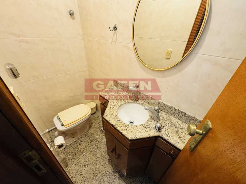 Apartamento para alugar com 4 quartos, 130m² - Foto 9