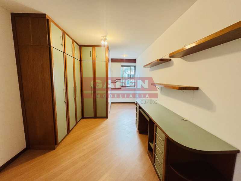 Apartamento para alugar com 4 quartos, 130m² - Foto 12