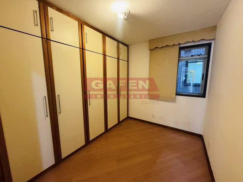 Apartamento para alugar com 4 quartos, 130m² - Foto 18