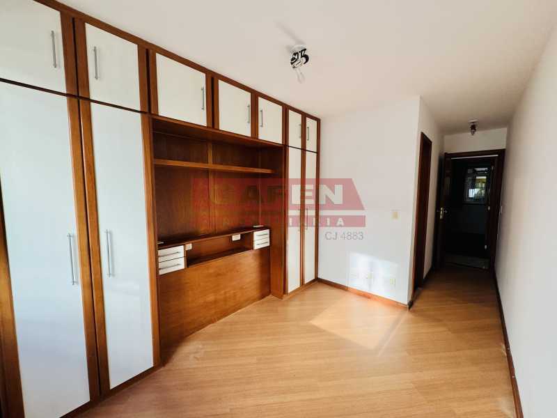 Apartamento para alugar com 4 quartos, 130m² - Foto 24