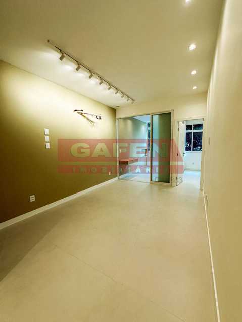 Apartamento à venda com 2 quartos, 55m² - Foto 2