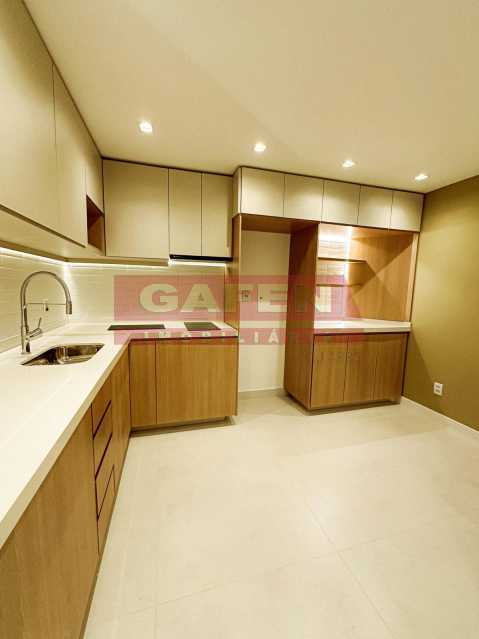 Apartamento à venda com 2 quartos, 55m² - Foto 15