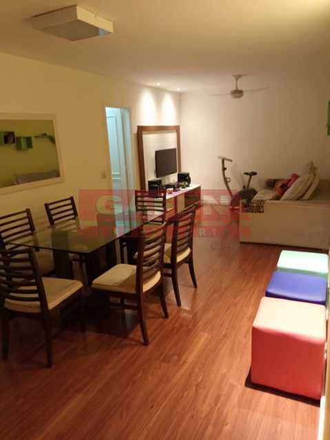 Cobertura à venda com 2 quartos, 90m² - Foto 1