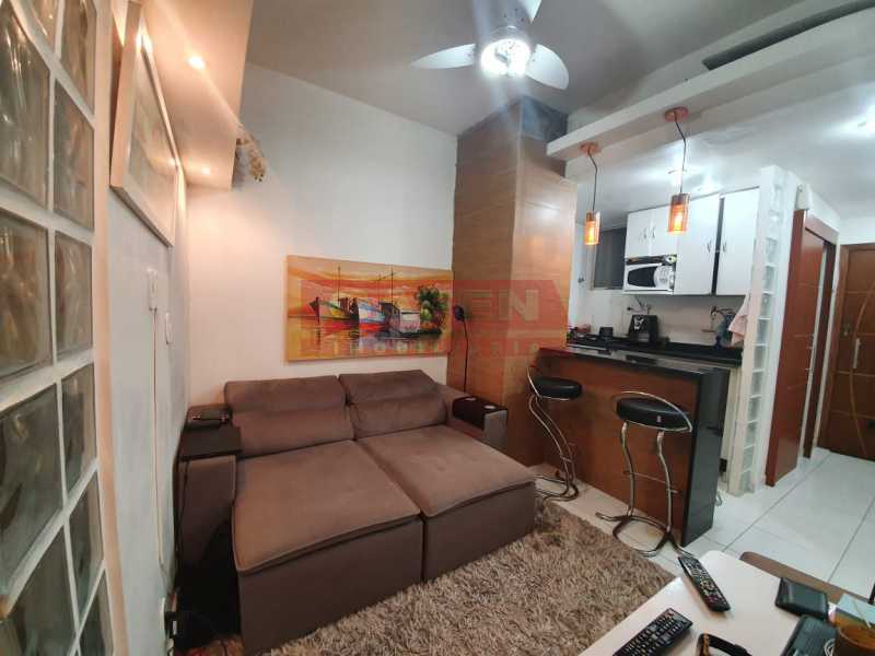 Kitnet e Studio à venda com 1 quarto, 28m² - Foto 1