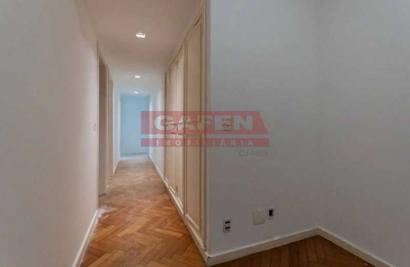 Apartamento para alugar com 3 quartos, 193m² - Foto 4
