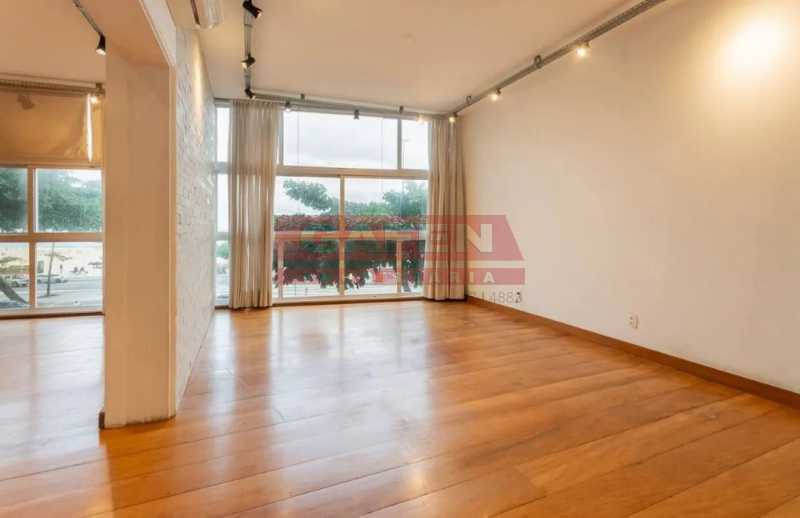 Apartamento para alugar com 3 quartos, 193m² - Foto 2