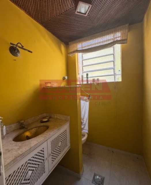 Casa à venda com 4 quartos, 350m² - Foto 26