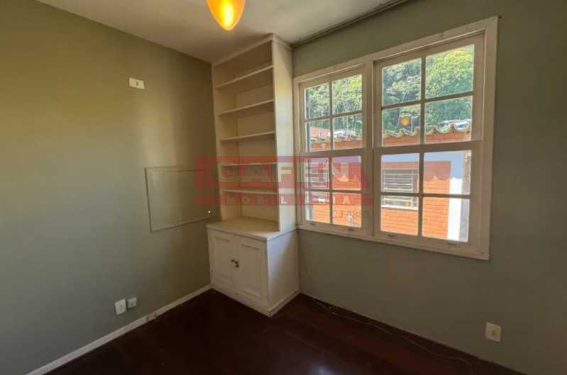 Casa à venda com 4 quartos, 350m² - Foto 17