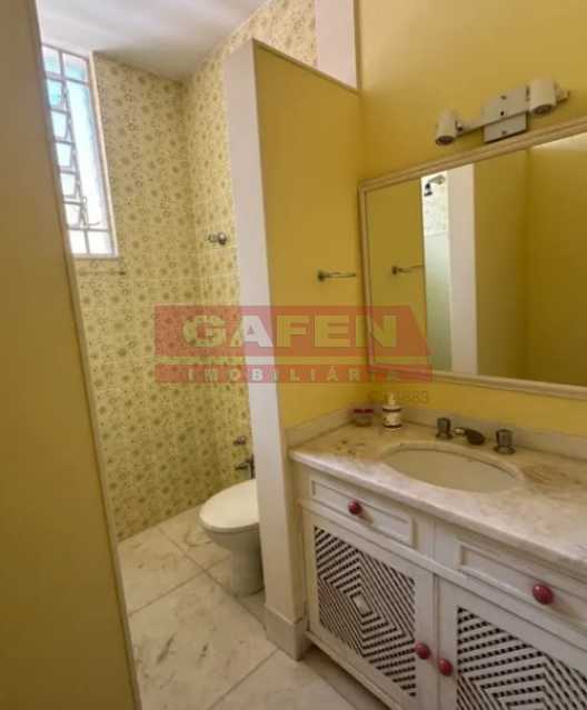Casa à venda com 4 quartos, 350m² - Foto 25