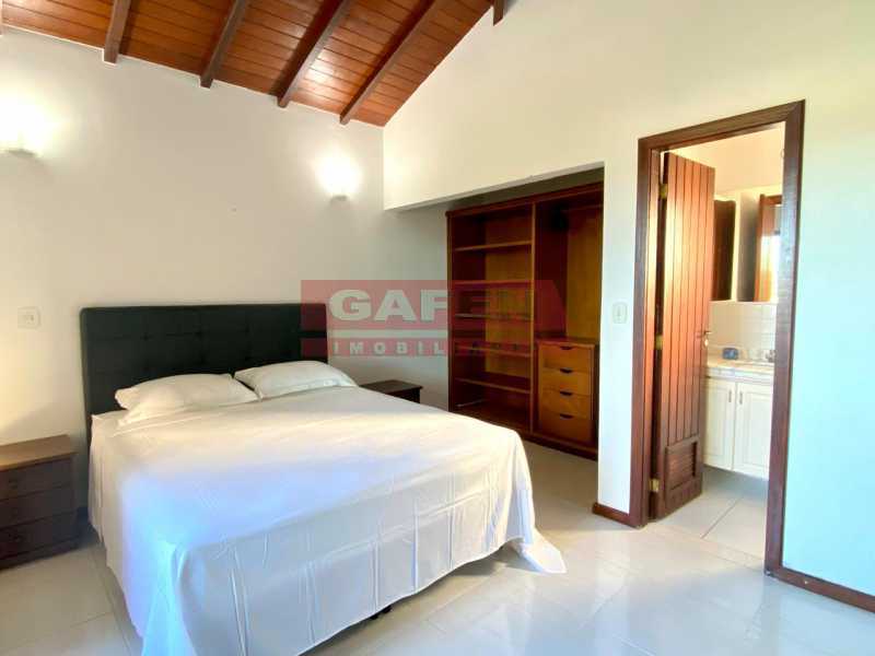 Casa à venda com 9 quartos, 430m² - Foto 16
