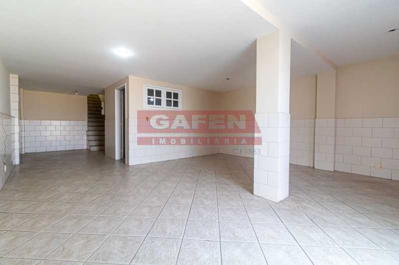 Casa de Condomínio à venda com 3 quartos, 241m² - Foto 8