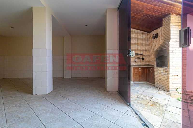 Casa de Condomínio à venda com 3 quartos, 241m² - Foto 9
