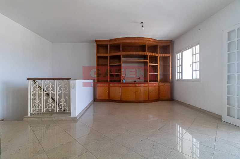 Casa de Condomínio à venda com 3 quartos, 241m² - Foto 11