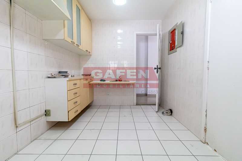 Casa de Condomínio à venda com 3 quartos, 241m² - Foto 17