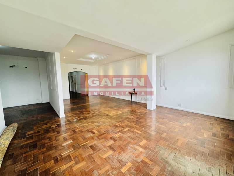 Apartamento, 3 quartos, 210 m² - Foto 1